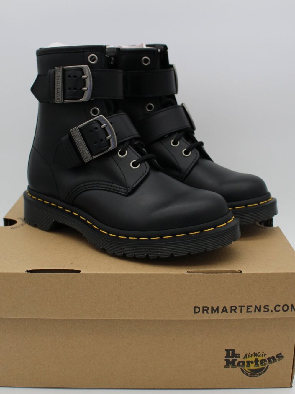 Dr. Martens 1460 Womens Fashion Boot Black Classic Pull Up - Size 6